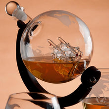 Load image into Gallery viewer, Eravino Whiskey Decanter Globe Gift Set with 4 Etched Glasses