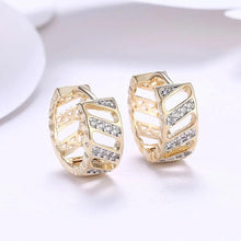 Load image into Gallery viewer, Swarovski Crystal Curved Hollow Huggies Set in 18K Gold
