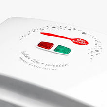 Load image into Gallery viewer, Betty Crocker Brownie Maker and Snack Factory
