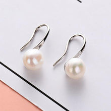 Load image into Gallery viewer, Classic Pacific Threader Pearl Earrings
