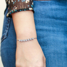Load image into Gallery viewer, Seven Princess White Swarovski Elements Bracelet
