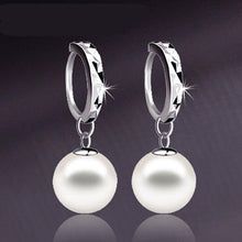 Load image into Gallery viewer, Sterling Silver Diamond Cut Pearl Drop Earrings
